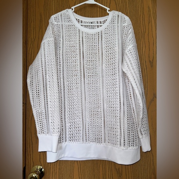 FABLETICS Sophie Crocheted Open Knit Long Sleeve Sweater Size Large - Picture 2 of 8